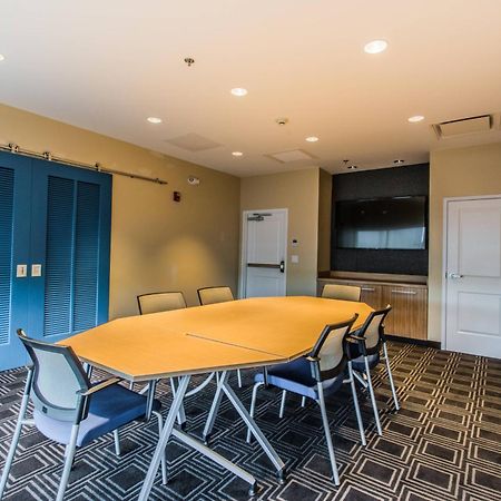 Towneplace Suites By Marriott Evansville Newburgh Exterior photo