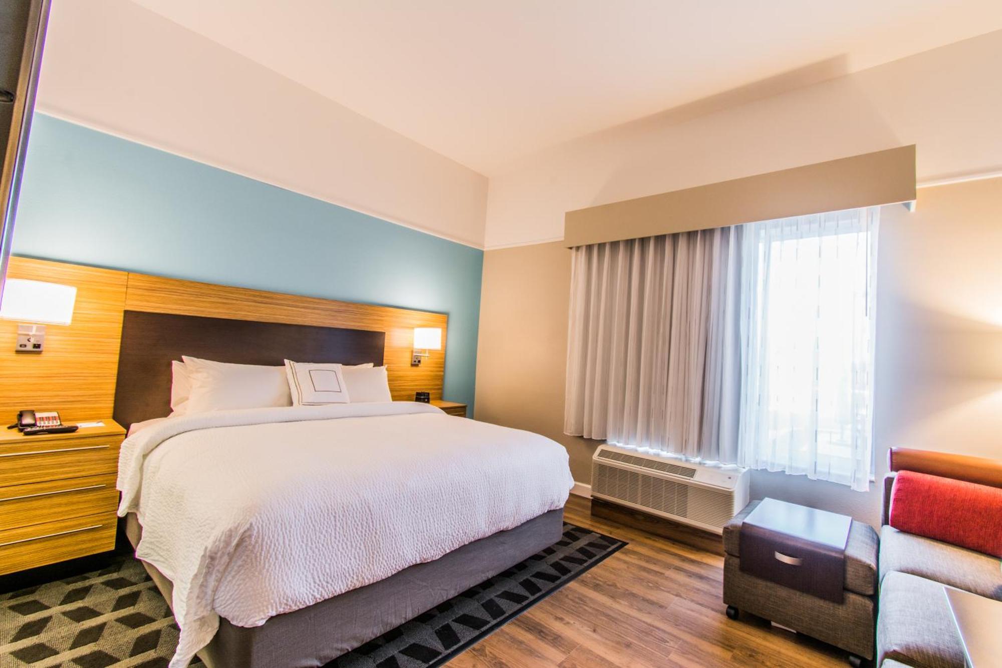 Towneplace Suites By Marriott Evansville Newburgh Exterior photo
