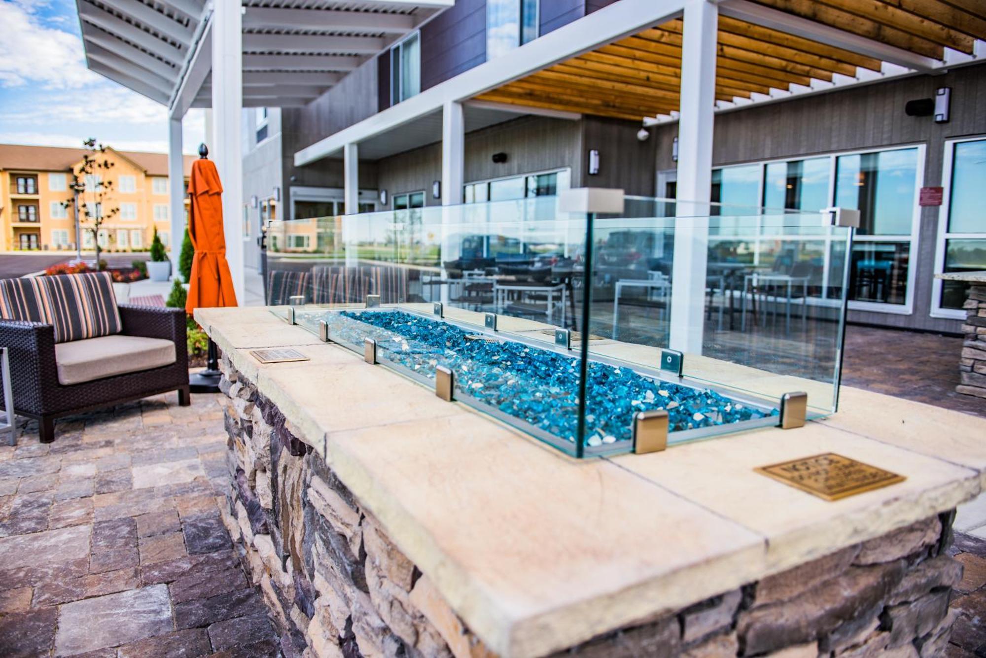 Towneplace Suites By Marriott Evansville Newburgh Exterior photo