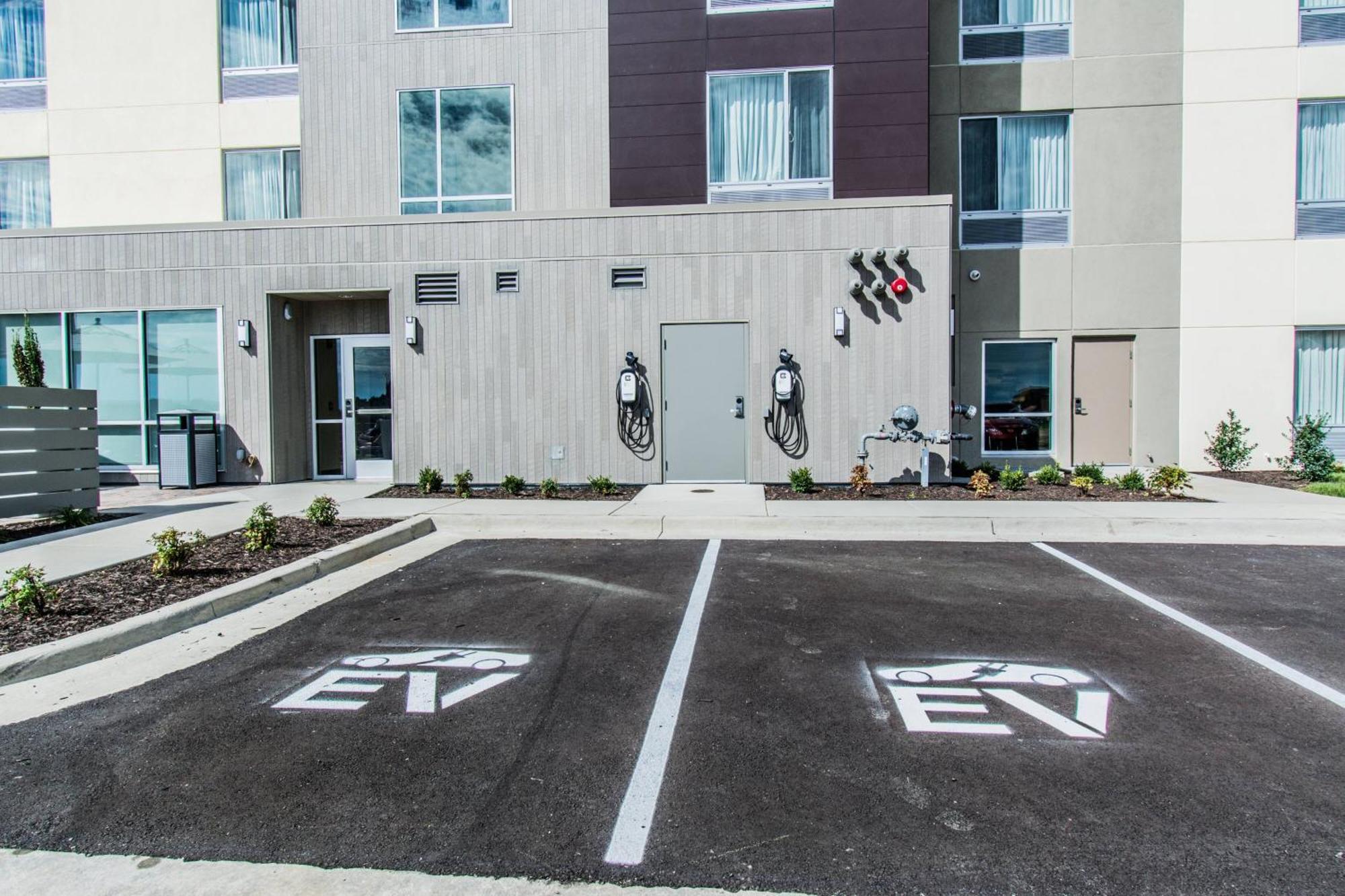 Towneplace Suites By Marriott Evansville Newburgh Exterior photo