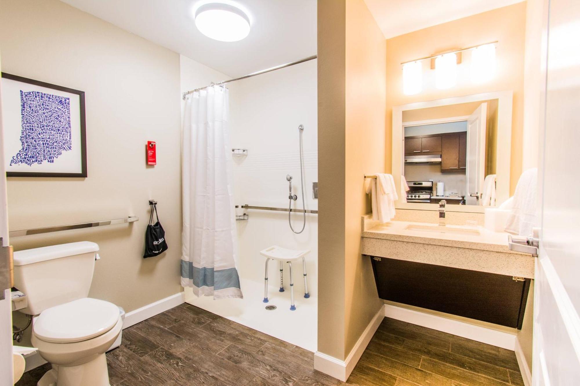 Towneplace Suites By Marriott Evansville Newburgh Exterior photo