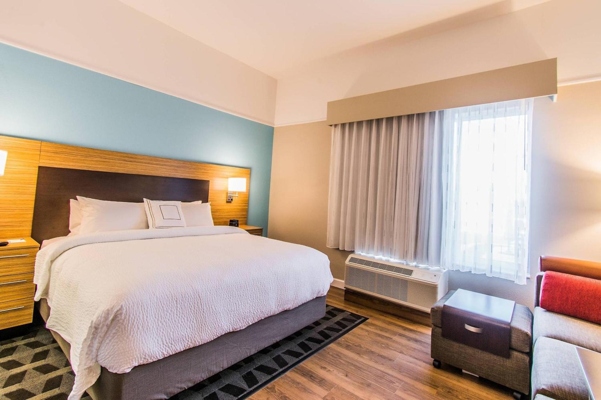 Towneplace Suites By Marriott Evansville Newburgh Exterior photo