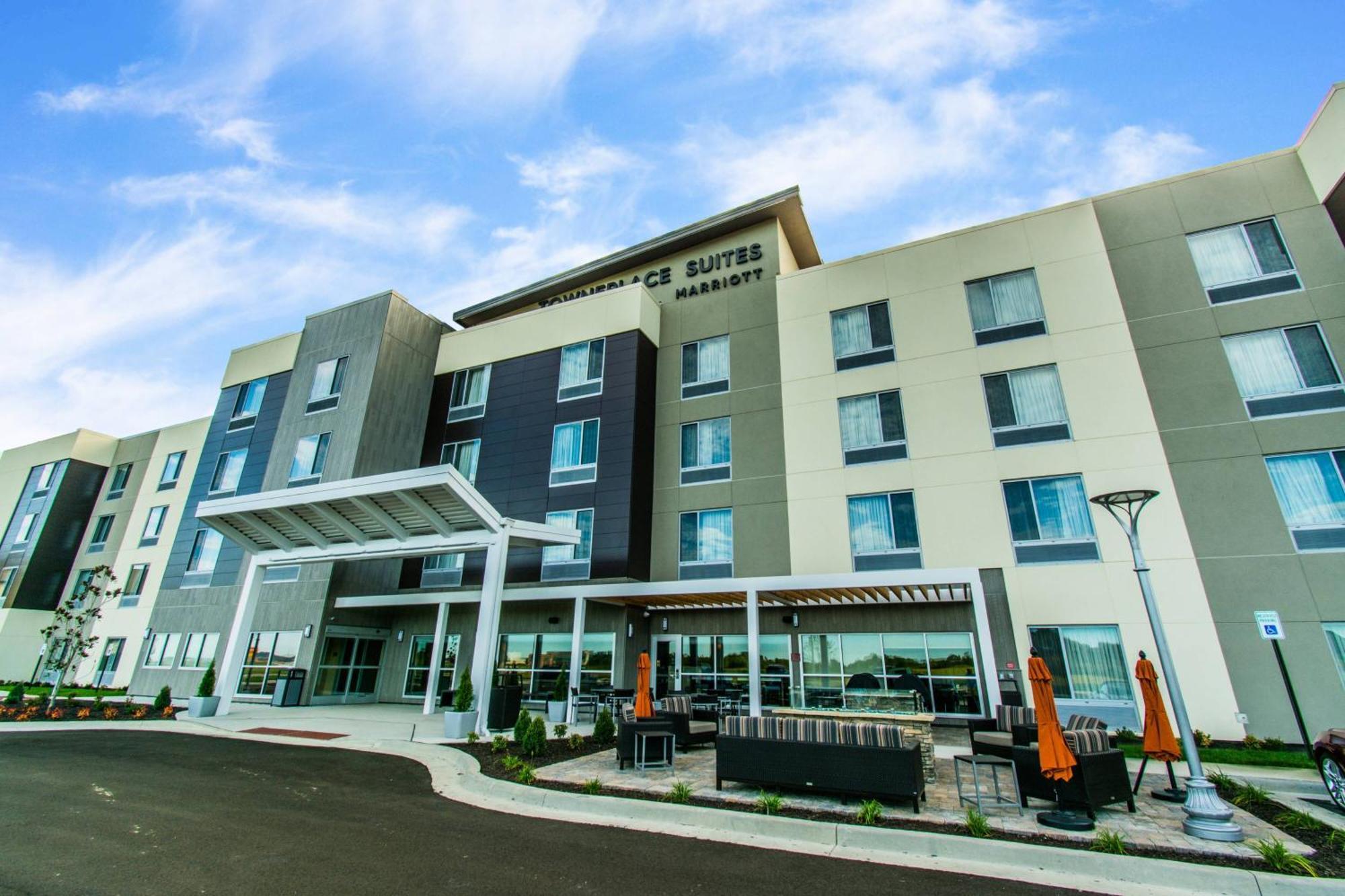 Towneplace Suites By Marriott Evansville Newburgh Exterior photo