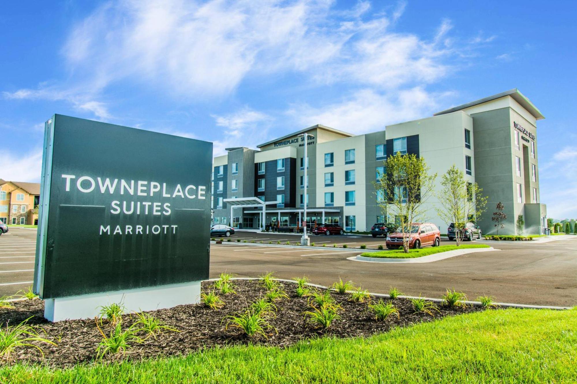 Towneplace Suites By Marriott Evansville Newburgh Exterior photo